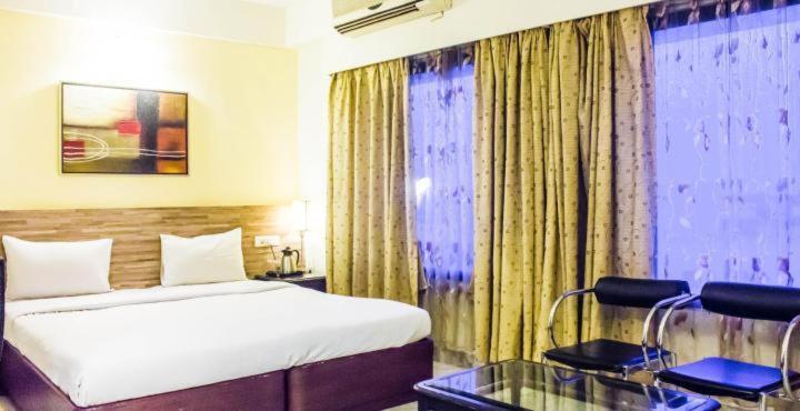 Hotel Metro Park Inn Coimbatore Exteriör bild